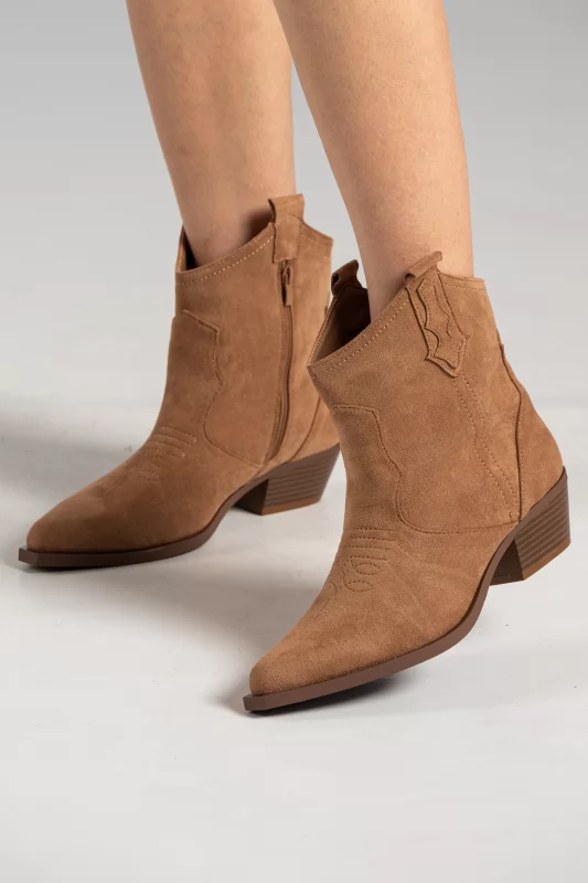 Cowboots Suede