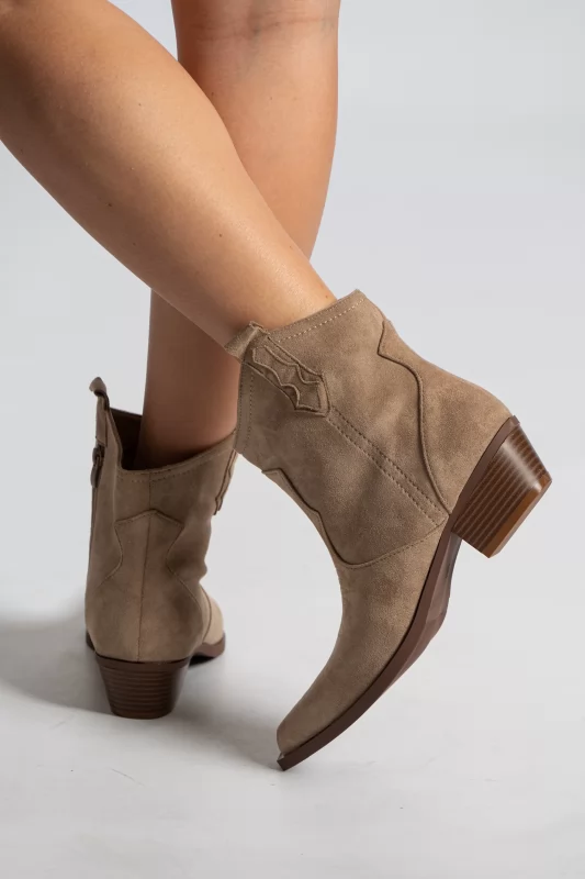 Cowboots Suede