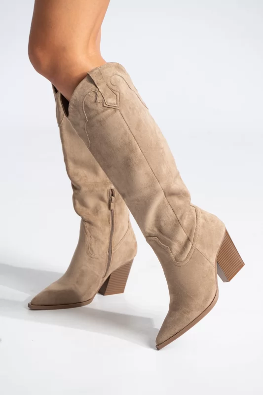 Cowboots Suede