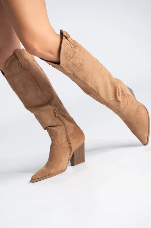 Cowboots Suede