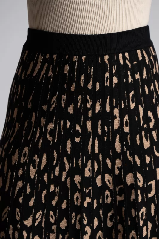 Skirt Threaded Leopar