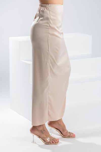 Satin Skirt Slit Beige