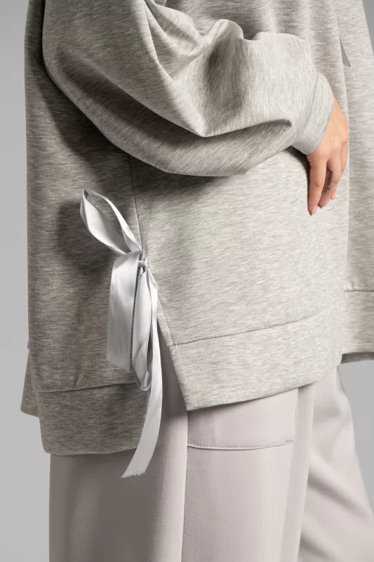 Sweatshirt Ribbon details