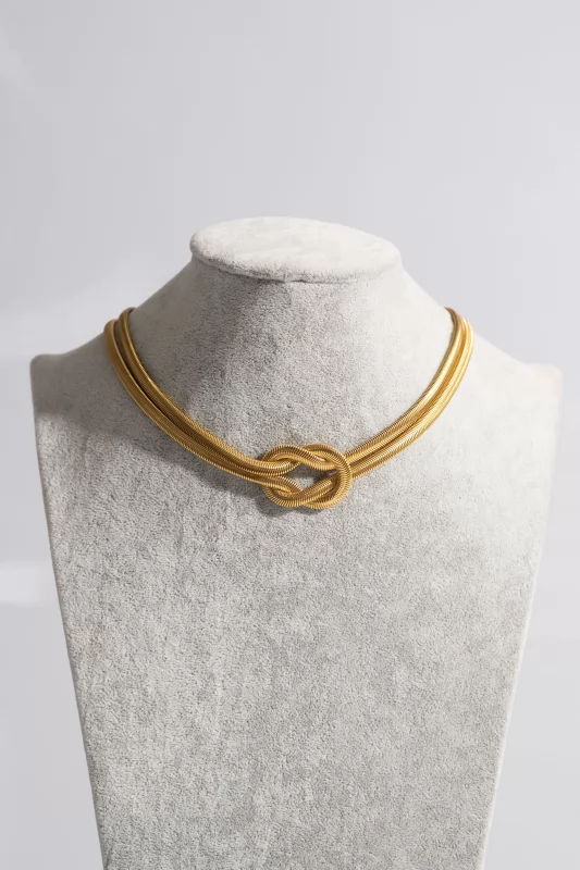 Necklace Knot Snake