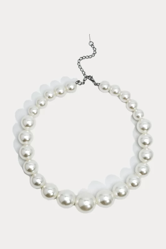 Necklace Large Pearls