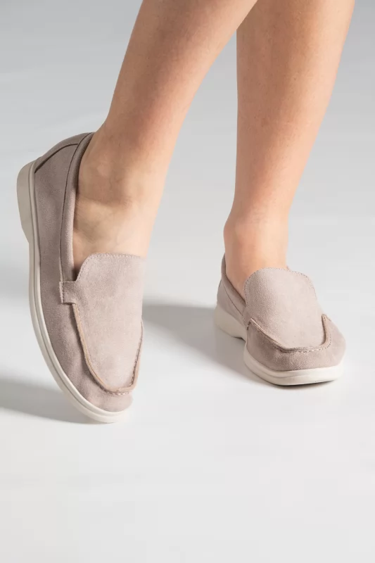 Moccasin Suede 