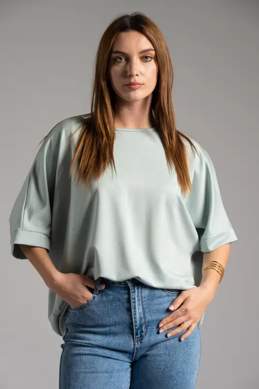 Blouse Short Sleeve Necklace