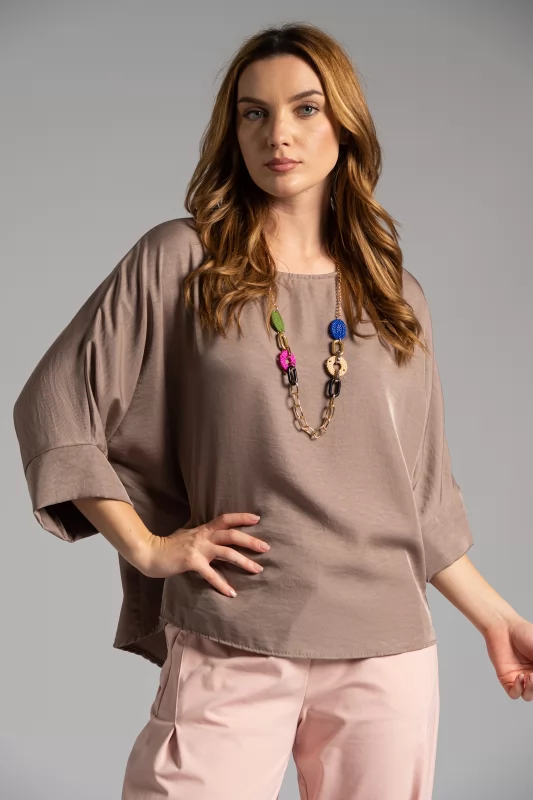 Blouse Sleeve Bat Necklace