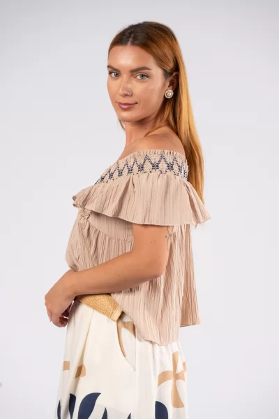 Blouse V Embroidery Beige