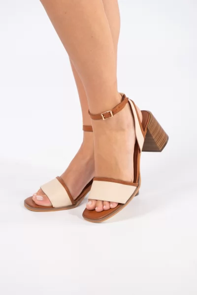 Sandals With Barrette Beige