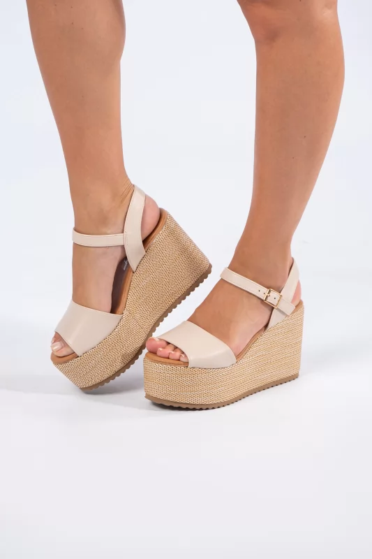 Platforms Straw Beige