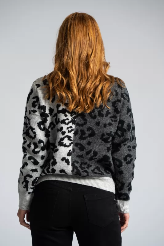 Sweater Leopar Sequin