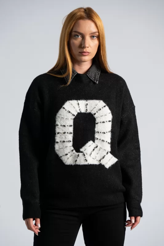 Sweater Knitted Q Collar