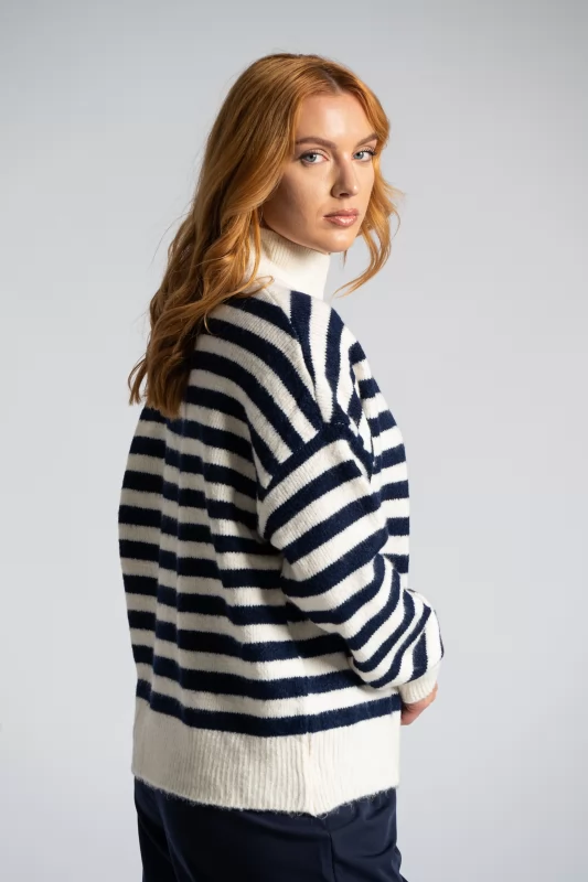 Sweater Pearls Stripes