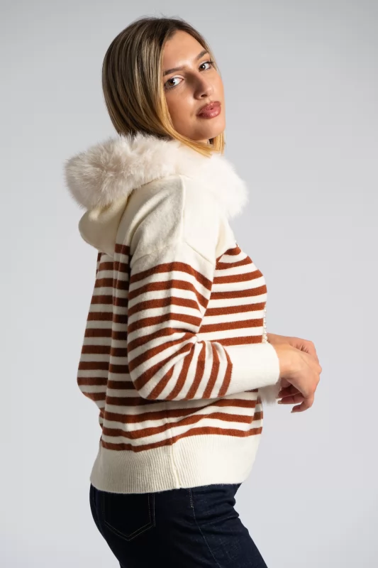 Sweater Stripes Pearls Fur Collar