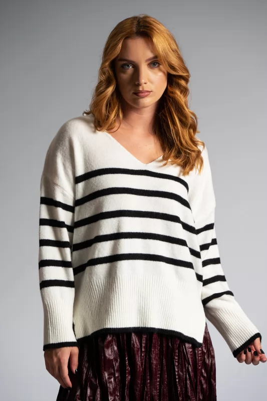 Sweater V Stripes