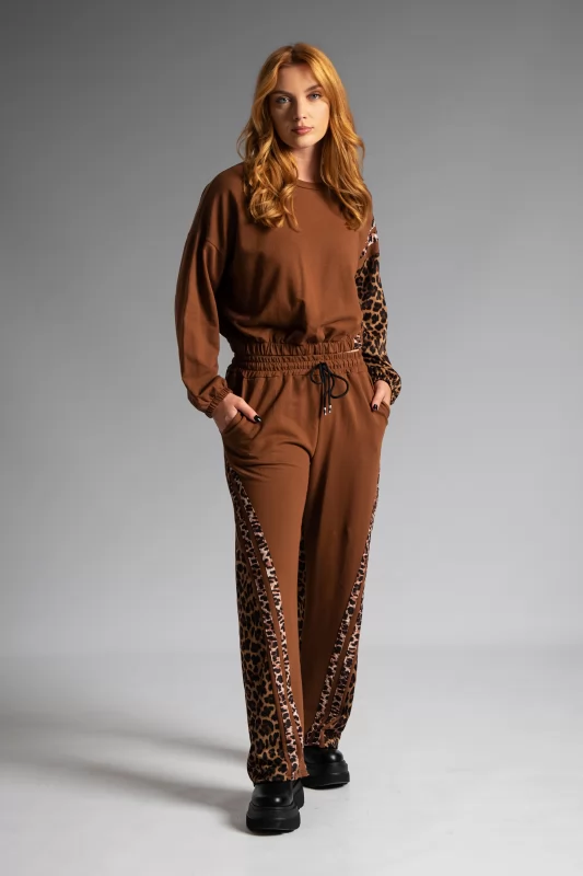 Animal Pattern Blouse-Trousers Sweatpants Set