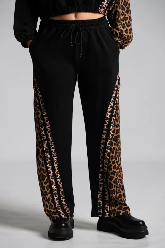 Animal Pattern Blouse-Trousers Sweatpants Set