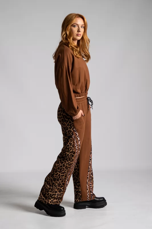 Animal Pattern Blouse-Trousers Sweatpants Set