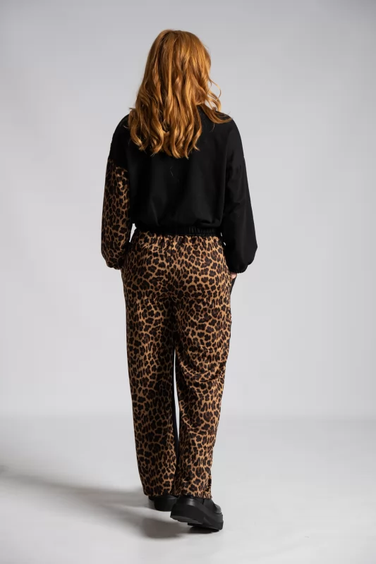 Animal Pattern Blouse-Trousers Sweatpants Set