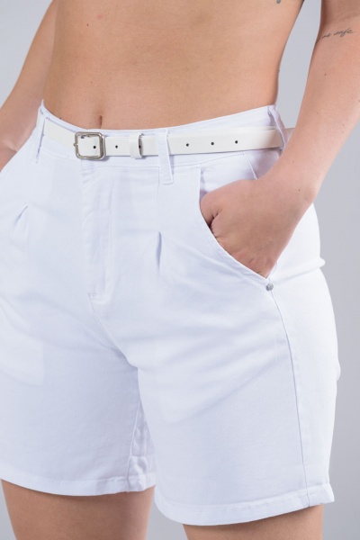 Shorts-Bermuda Belt White