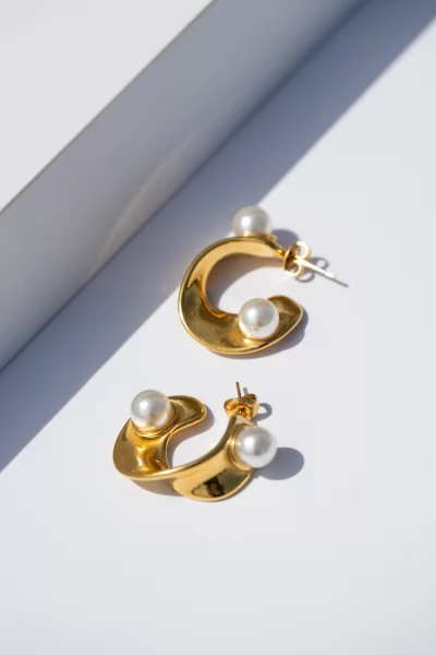 Earrings Waves Pearl Gold