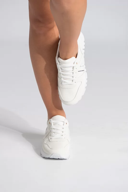 Sneakers White