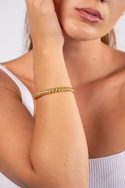 Bracelet Handcuff Embossed Gold