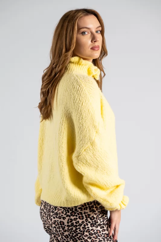 Cardigan Knitted Volan